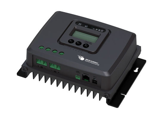 मनोरंजन वाहनों के लिए IP43 बुद्धिमान MPPT सौर RV पावर पैनल नियंत्रण इकाई
